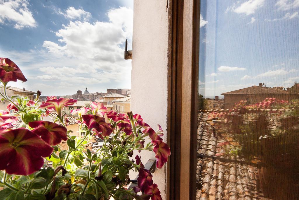 A Casa Mastacchi Bed & Breakfast Siena Bagian luar foto