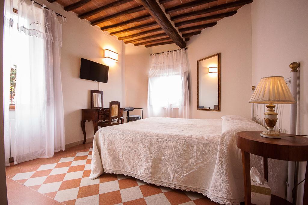 A Casa Mastacchi Bed & Breakfast Siena Bagian luar foto