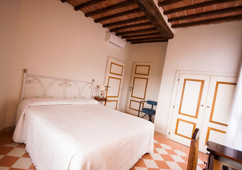 A Casa Mastacchi Bed & Breakfast Siena Bagian luar foto