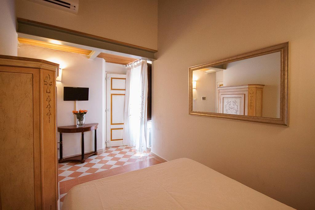 A Casa Mastacchi Bed & Breakfast Siena Bagian luar foto