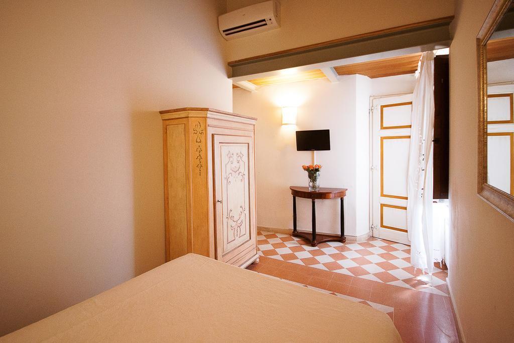 A Casa Mastacchi Bed & Breakfast Siena Bagian luar foto
