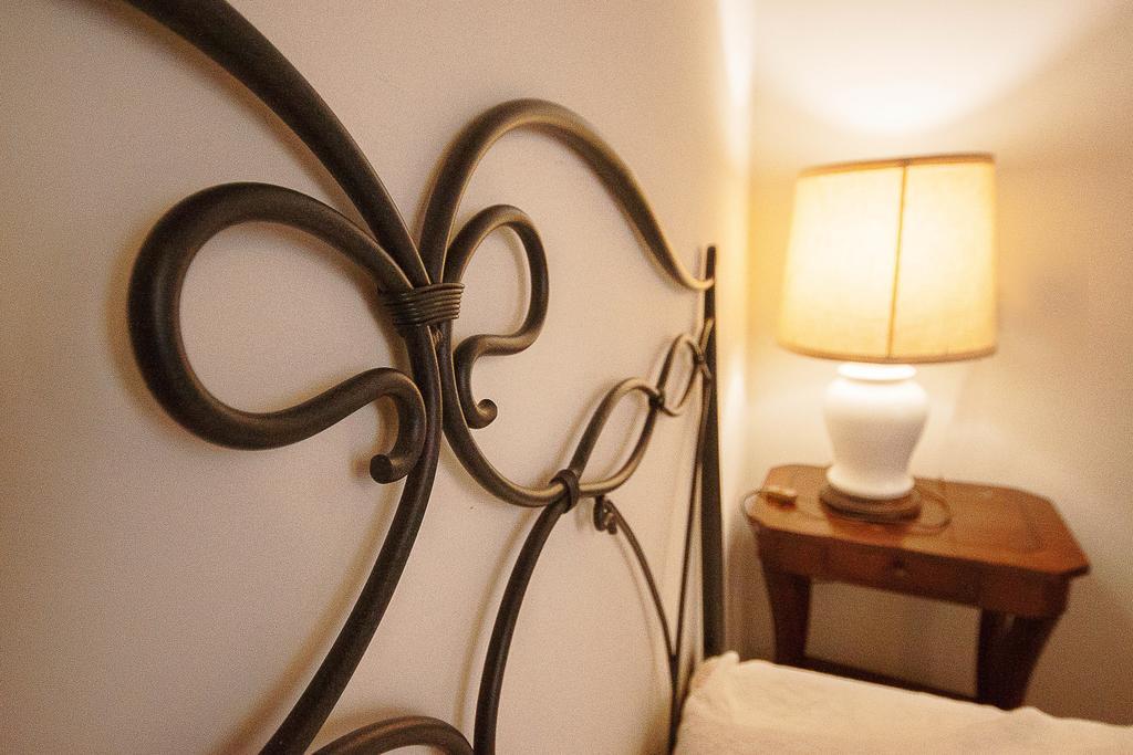 A Casa Mastacchi Bed & Breakfast Siena Bagian luar foto