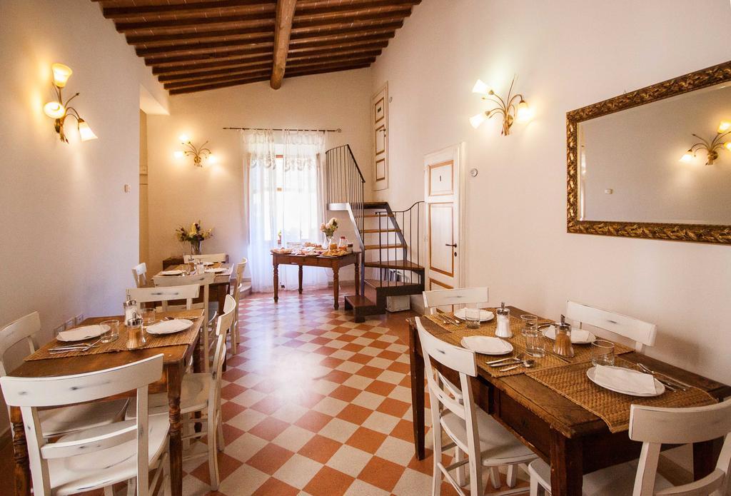 A Casa Mastacchi Bed & Breakfast Siena Bagian luar foto