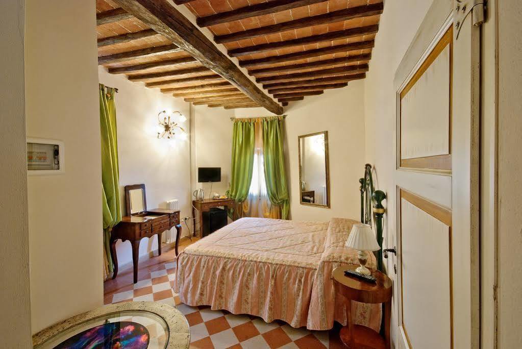 A Casa Mastacchi Bed & Breakfast Siena Bagian luar foto