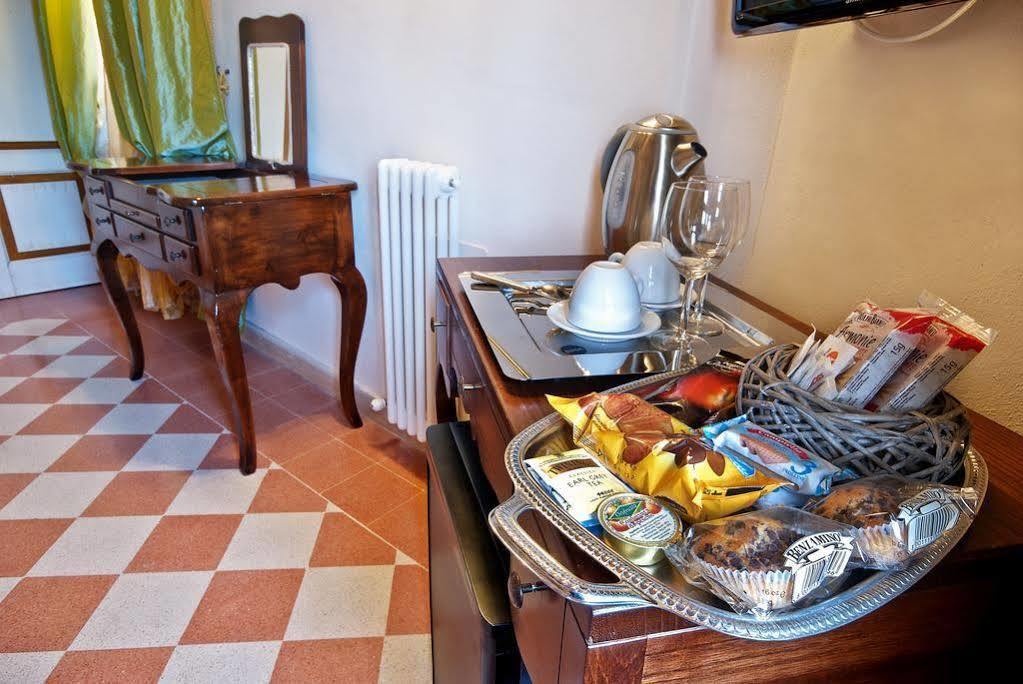 A Casa Mastacchi Bed & Breakfast Siena Bagian luar foto
