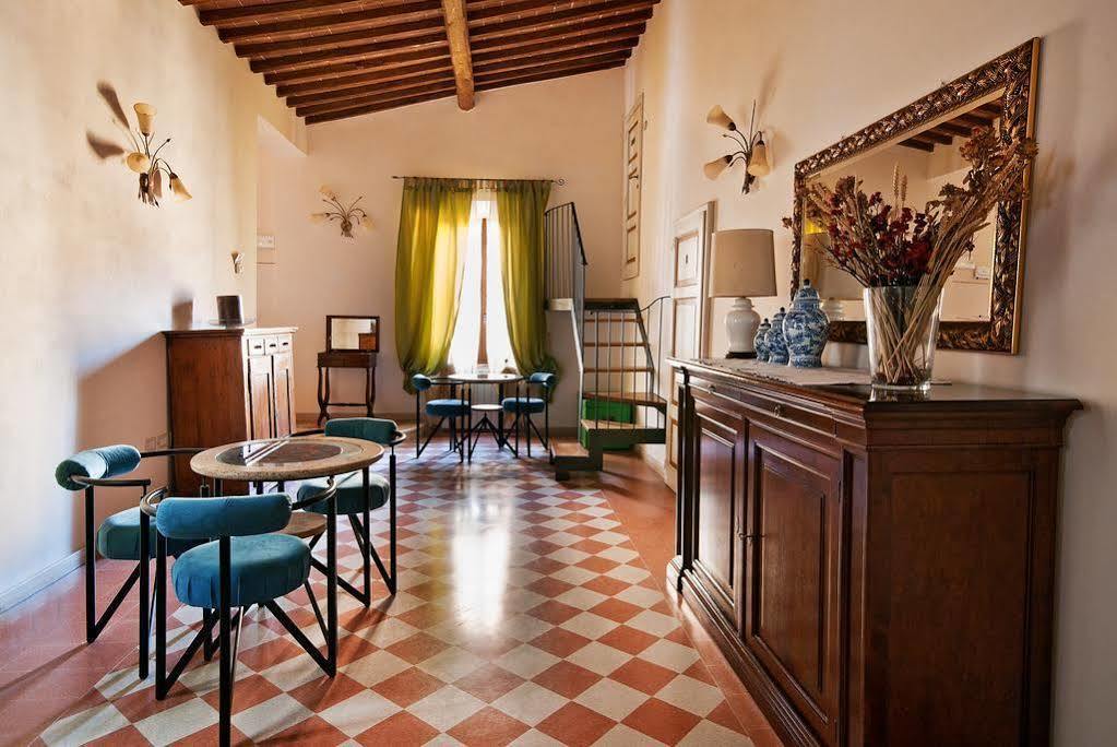 A Casa Mastacchi Bed & Breakfast Siena Bagian luar foto