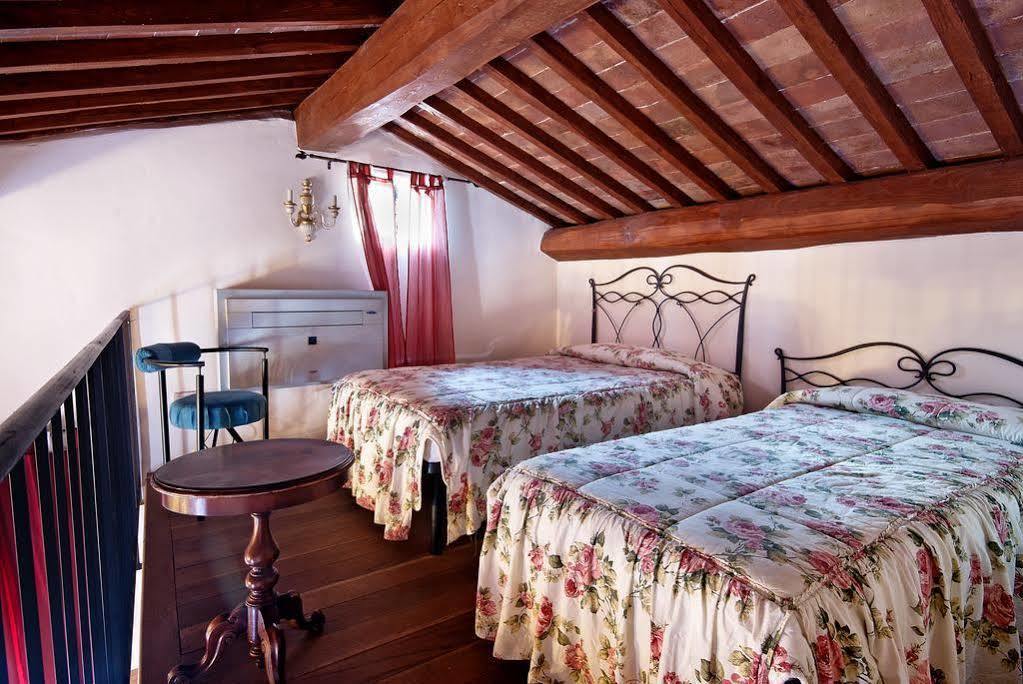A Casa Mastacchi Bed & Breakfast Siena Bagian luar foto
