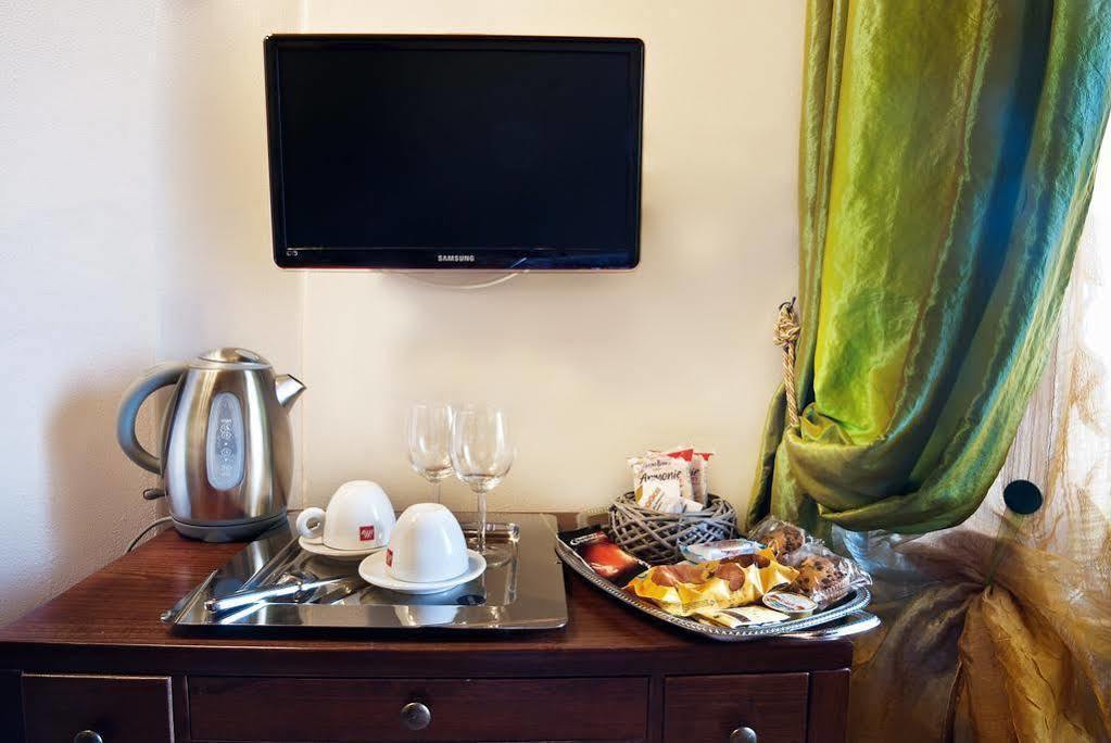 A Casa Mastacchi Bed & Breakfast Siena Bagian luar foto